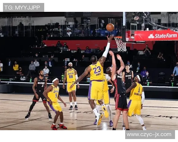 湖人对决热火精彩解说回顾NBA经典对抗赛全场亮点分析